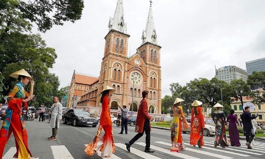 Tp.HCM là điểm đến yêu thích nhất của du khách Việt hè 2022