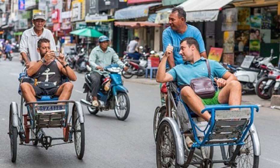 Gỡ rào cản thị thực để hút khách du lịch quốc tế