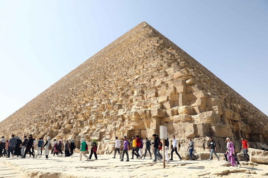 Tia vũ trụ "xuyên thủng" kim tự tháp Giza, hé lộ bí mật sửng sốt