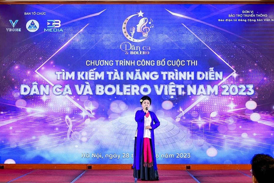 Tìm kiếm tài năng trình diễn Dân ca và Bolero: Người chiến thắng nhận giải thưởng 1 tỷ đồng