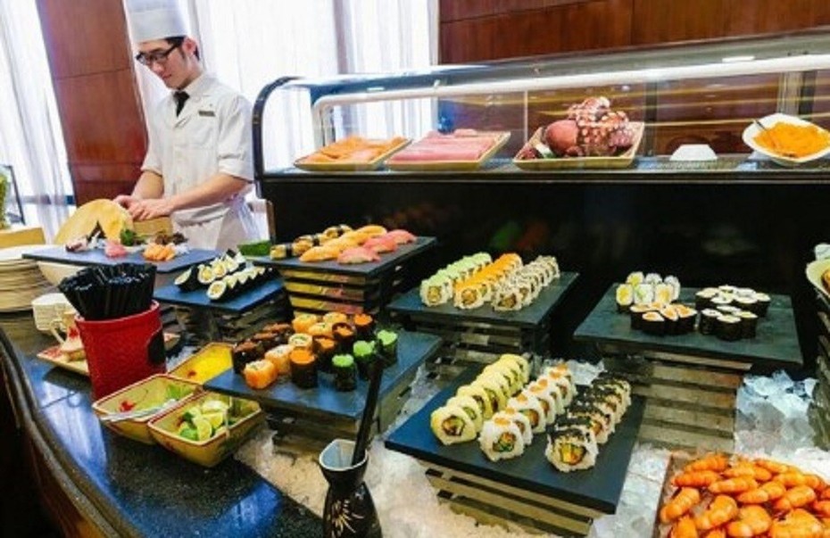 Vì sao khách sạn thường phục vụ buffet sáng miễn phí?