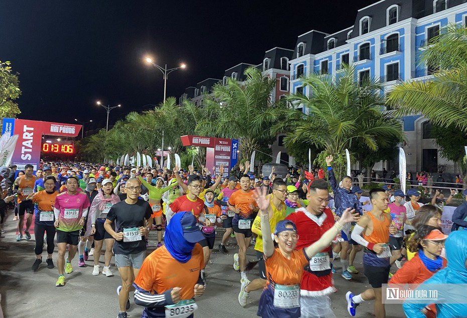 Gần 11.000 người tham gia giải chạy marathon tại Hải Phòng