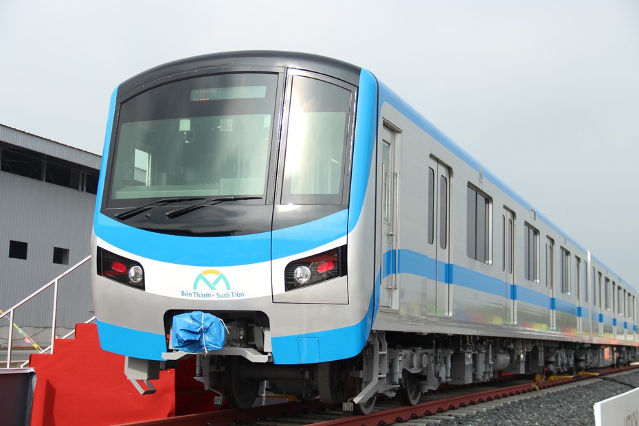 TP.HCM ra mắt đoàn tàu đầu tiên của dự án Metro số 1