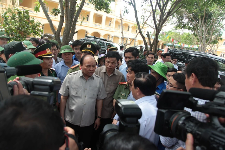 Sau siêu bão, Thủ tướng chỉ đạo Nghệ An vào cuộc quyết liệt giúp dân