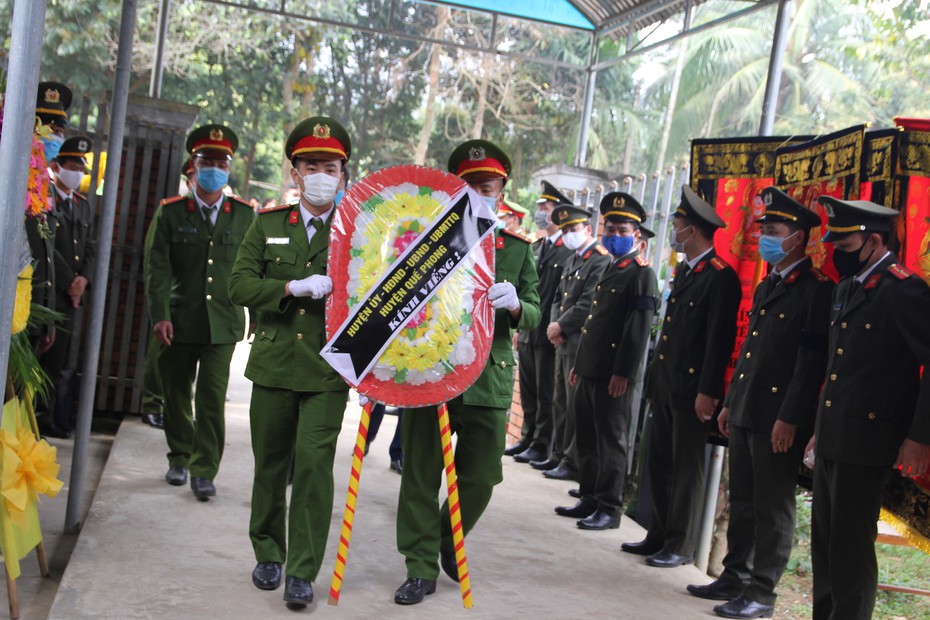 Đau xót lễ tang Thượng úy công an hy sinh trong lúc vây bắt tội phạm ma túy