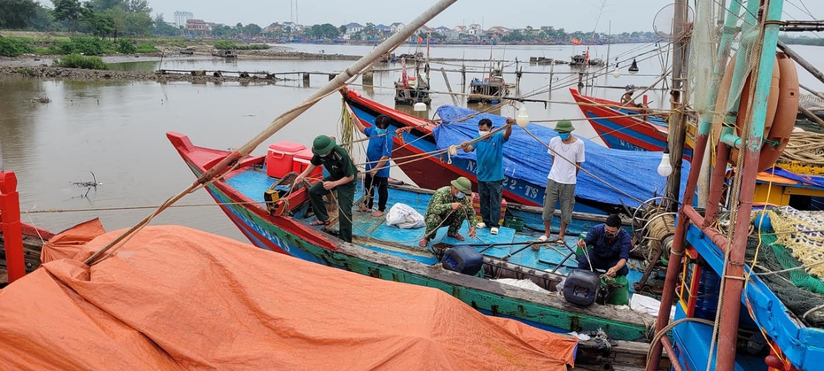 Bão số 8: Nghệ An lên kế hoạch di dời 16.200 người dân vùng nguy hiểm