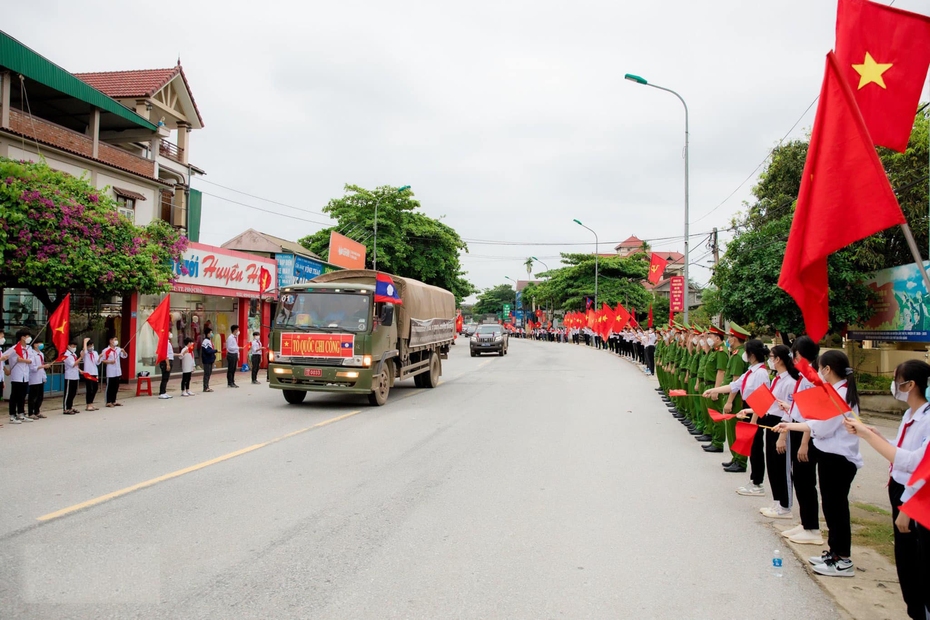 Hà Tĩnh: Đưa 11 hài cốt liệt sỹ hy sinh tại Lào về với đất mẹ