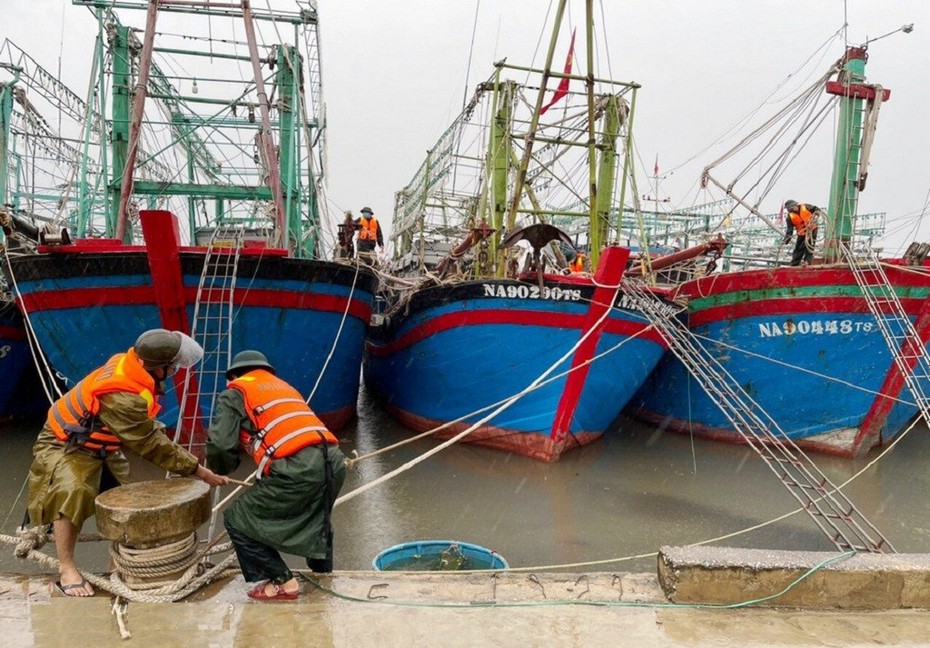 Công an tỉnh Nghệ An huy động tối đa lực lượng để ứng phó bão Noru