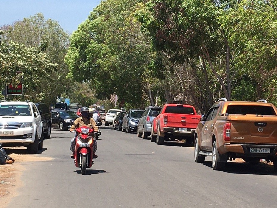 Nguy cơ “tiền mất tật mang” khi "cò" thổi giá đất quanh dự án sân bay Phan Thiết