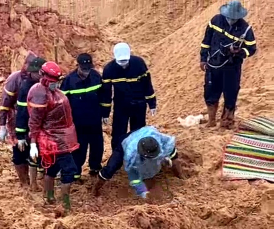 Sập mỏ titan ở Bình Thuận: Tìm thấy thi thể công nhân thứ 3
