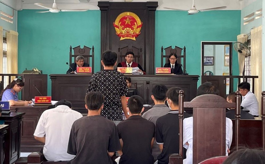 Bình Thuận: Lĩnh án vì đánh nhau do mâu thuẫn khi đá bóng