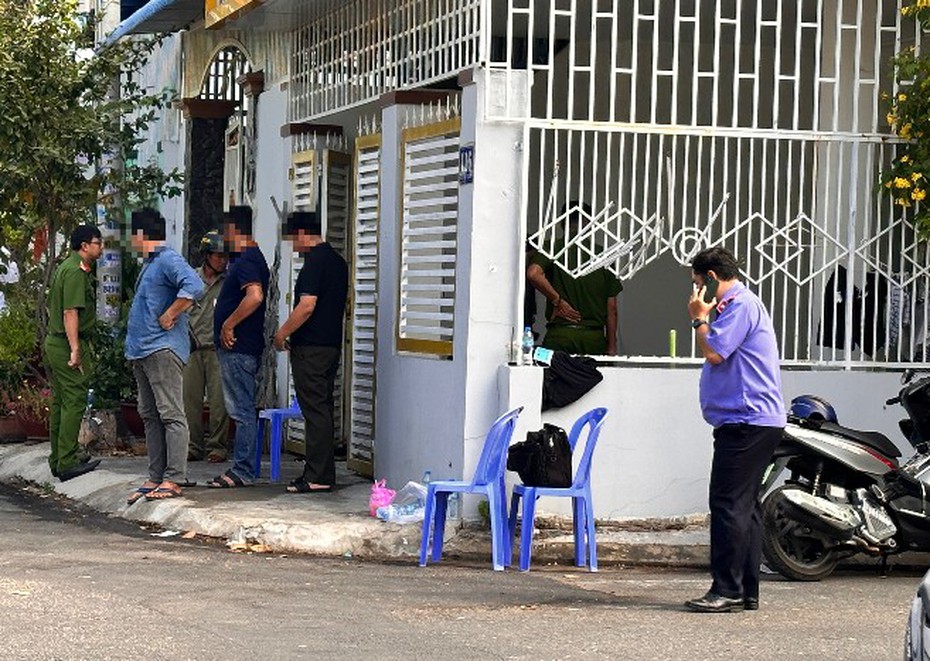 Bình Thuận: Dùng súng chống trả khi công an ập vào nơi nghi làm tiền giả