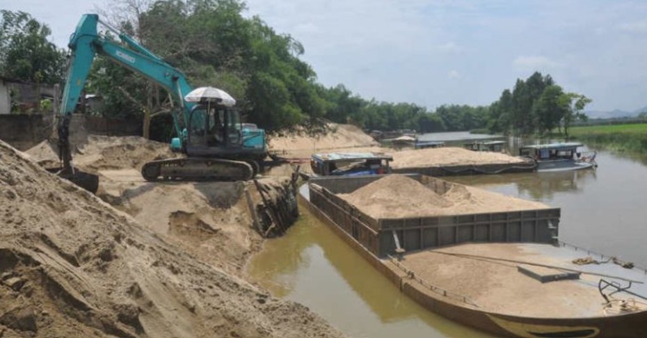 Dừng ngay khai thác khoáng sản nếu gây sạt lở bờ sông, đất canh tác