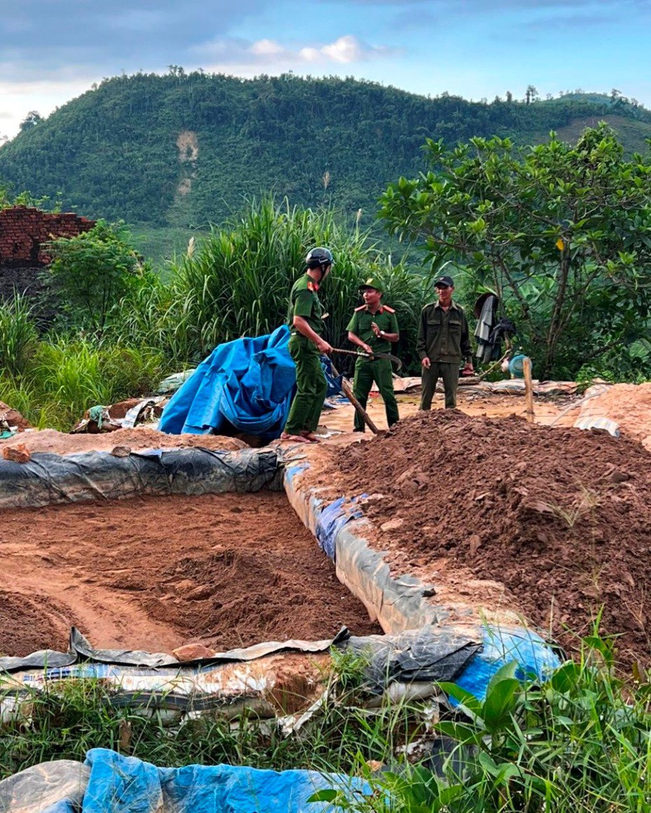 Quảng Nam: Tăng cường nhiều biện pháp xử lý nạn khai thác vàng trái phép