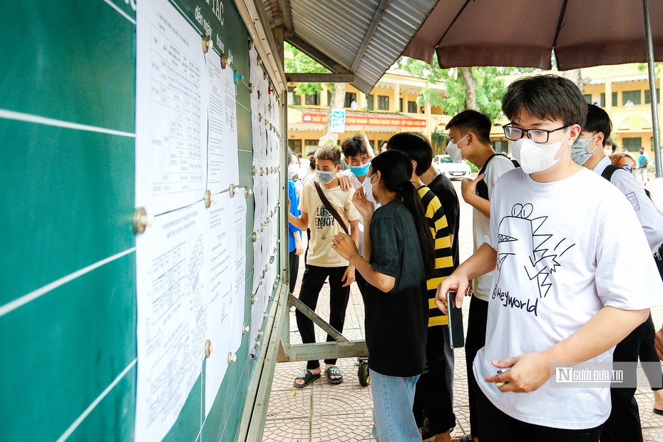 Hơn 1 triệu thí sinh làm thủ tục thi tốt nghiệp THPT 2022