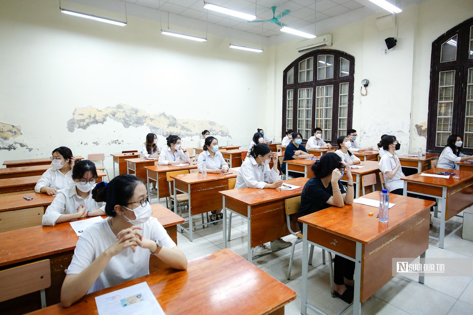 Thí sinh bất ngờ với câu hỏi "lạ" trong đề thi môn toán