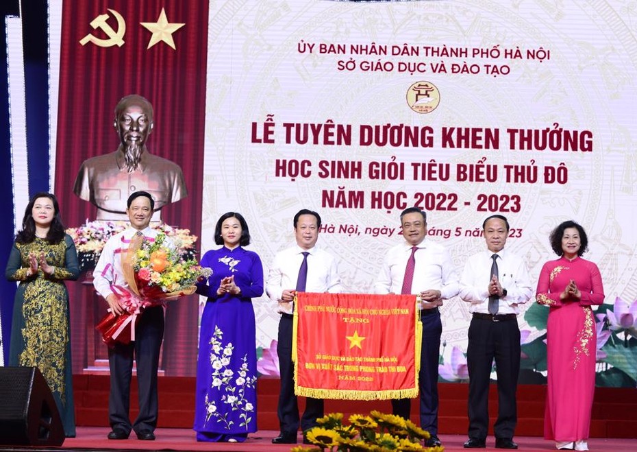 Hà Nội dẫn đầu học sinh giỏi quốc gia, quốc tế