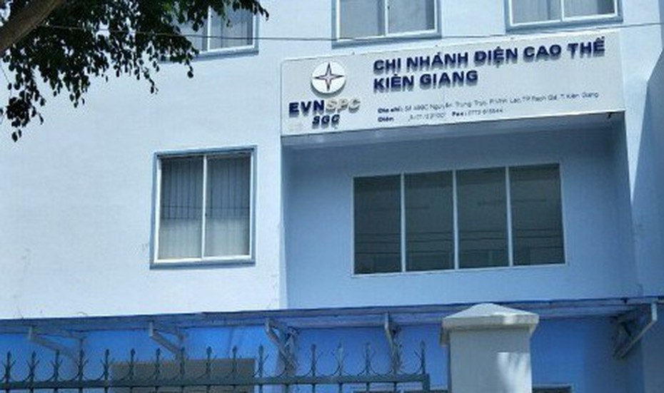 Bổ nhiệm vợ làm trưởng phòng, Giám đốc điện lực Kiên Giang mất chức