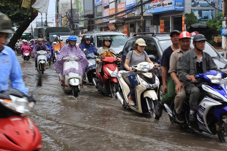 Sau nắng nóng, cảnh báo mưa to, lũ quét một số tỉnh Bắc Bộ