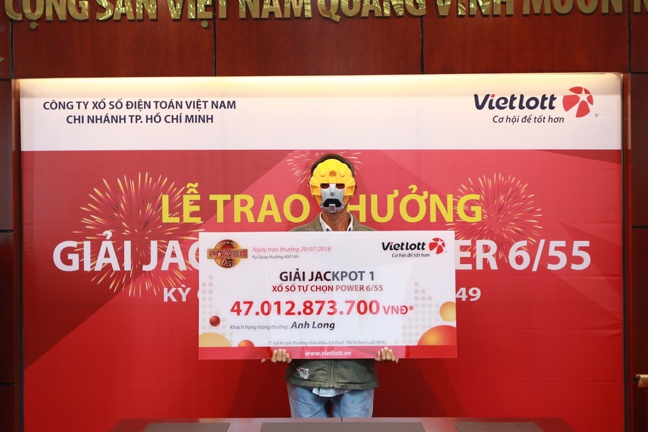 Anh xe ôm độc thân trúng độc đắc Vietlott 47 tỷ đồng