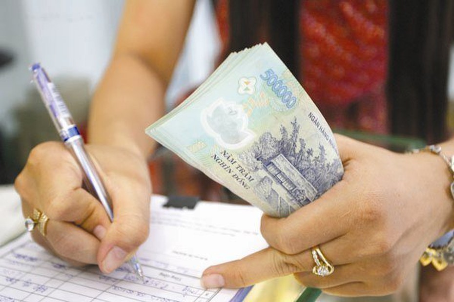 Người lao động sắp được tạm ứng lương 3 tháng không tính lãi?