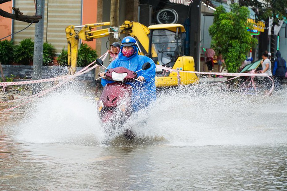 Ảnh hưởng áp thấp nhiệt đới, học sinh Đà Nẵng nghỉ học ngày 17/10