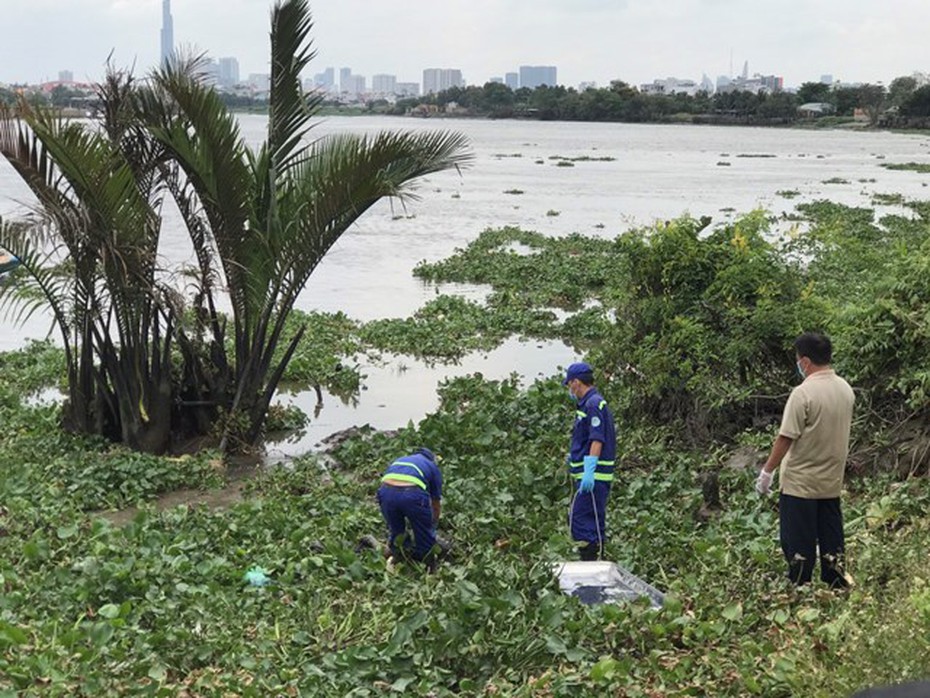 Điều tra vụ thi thể thanh niên trôi trên sông Sài Gòn