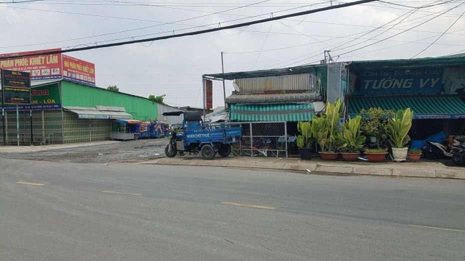 Trêu ghẹo bạn gái của “giang hồ”, 2 thanh niên bị đâm thương vong