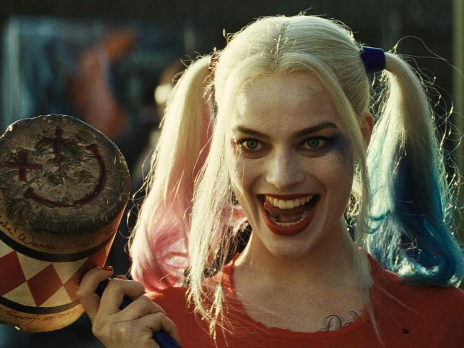 "The Suicide Squad" đối đầu với biến thể Delta tại các phòng chiếu