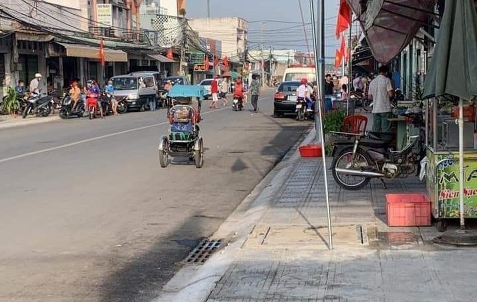 Bình Dương: Cảnh sát vây bắt đối tượng chém tử vong vợ "hờ" tại phòng trọ