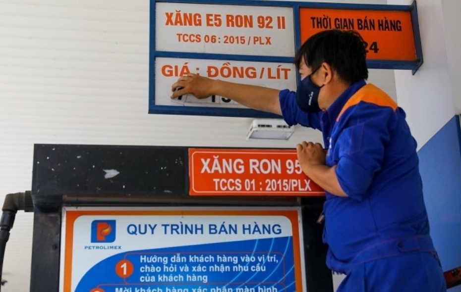 Giá xăng dầu chính thức giảm sau chuỗi ngày tăng liên tiếp