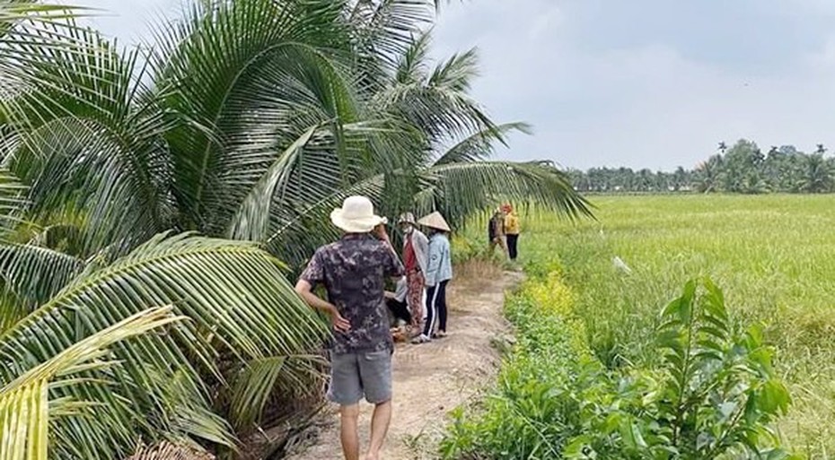 Điều tra vụ bé trai 3 tuổi mất tích khi đang chơi trước cửa phòng trọ