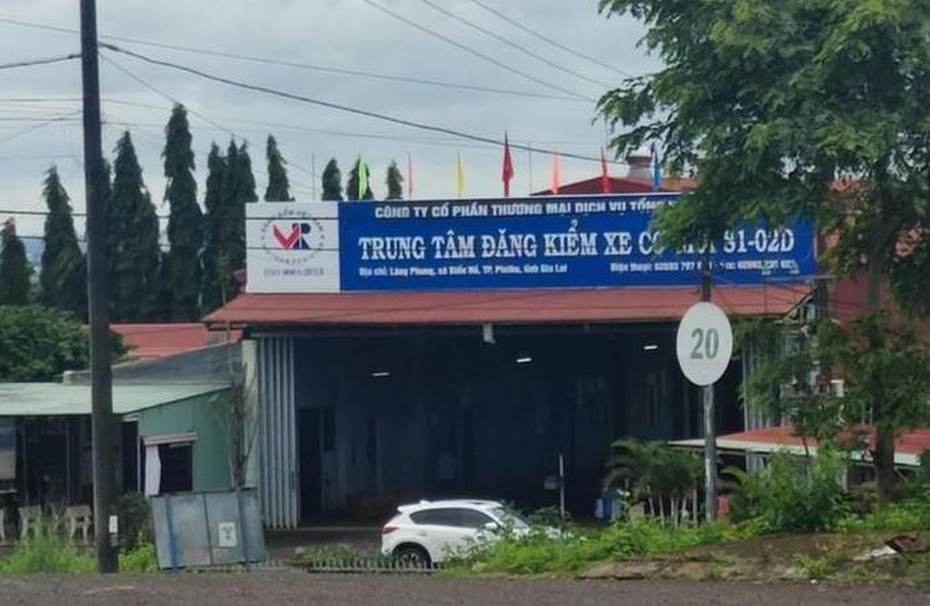 Gia Lai: Bắt tạm giam hai nguyên Phó Giám đốc Trung tâm Đăng kiểm