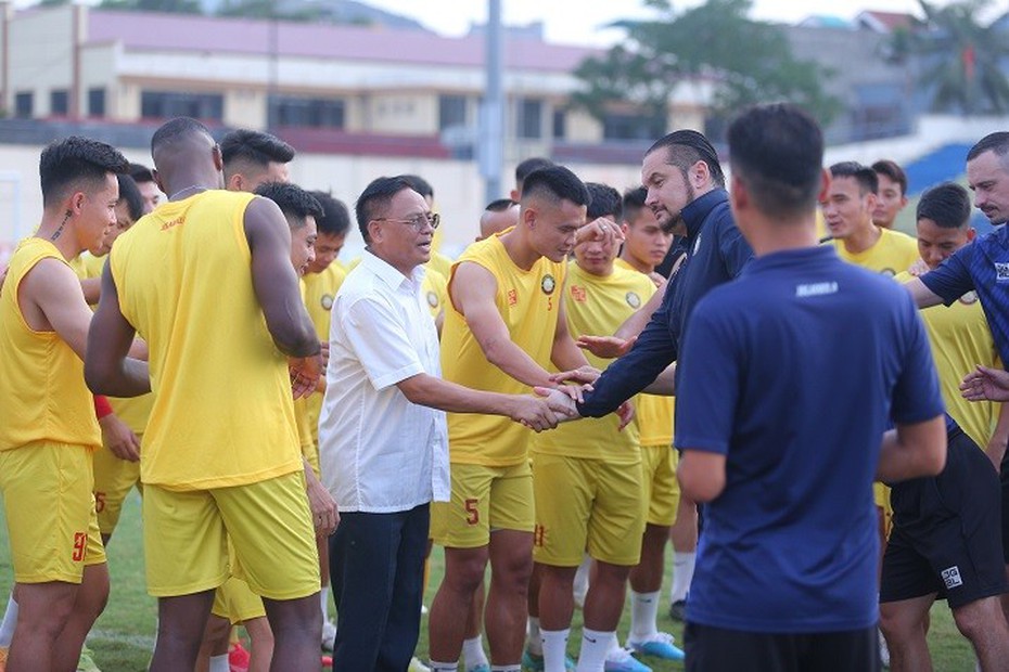 Chảo lửa Thanh Hóa "nóng" trước trận đấu tranh ngôi vương