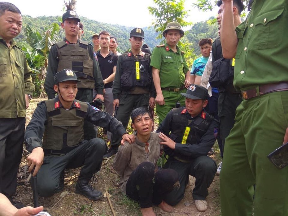 Sơn La: Điều tra vụ con đẻ cầm dao chém bố tử vong