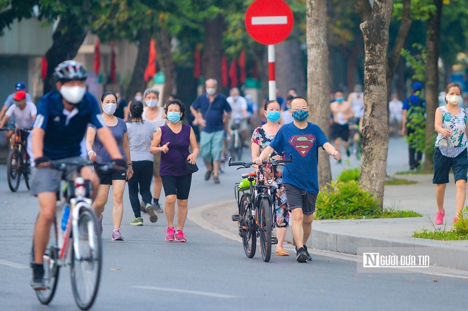 Hà Nội mở cửa TTTM và cho phép hoạt động thể thao ngoài trời