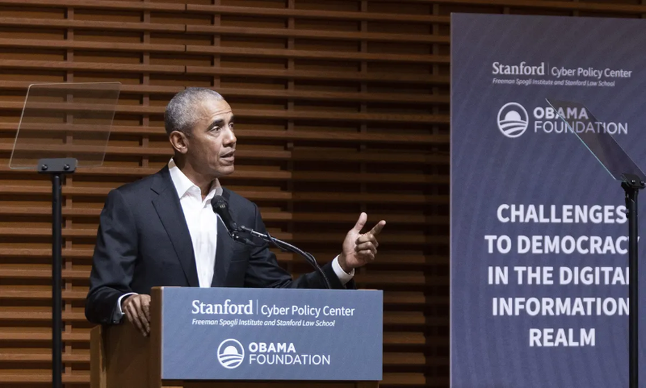 Cựu Tổng thống Mỹ Barack Obama kêu gọi tăng cường kiểm soát mạng xã hội