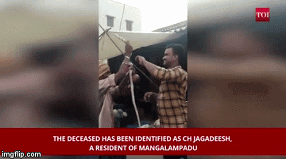 Thế giới động vật: Thanh niên lừa bắt hổ mang chúa khủng ra khỏi hang, nhận kết đắng khi cuốn hổ mang bành quấn quanh cổ