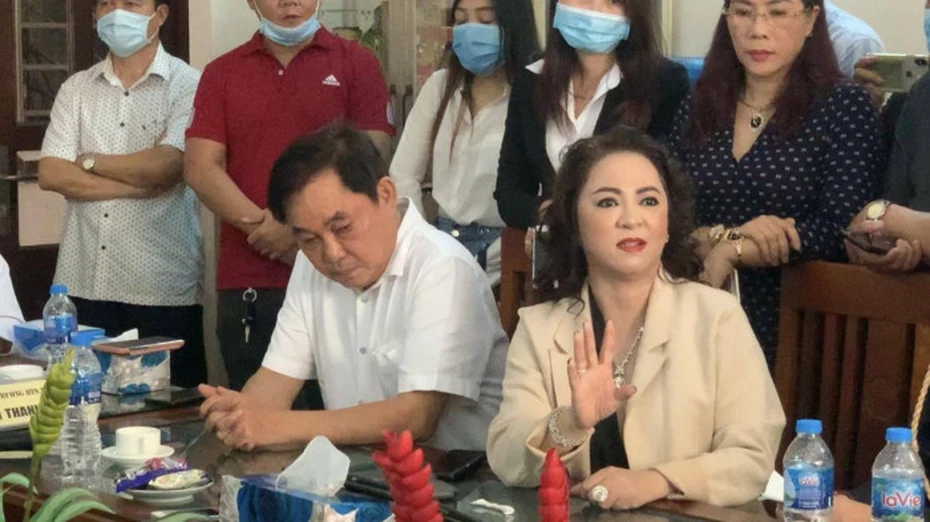 Đại gia Dũng "lò vôi" gửi đơn tố cáo "thần y" Võ Hoàng Yên tới bộ Công an