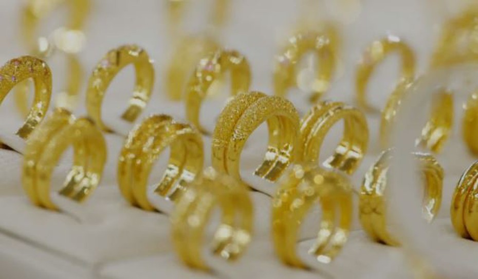 Giá vàng 3/8/2021: Vàng tăng nhẹ 50.000 đồng/lượng, chờ "sóng" thị trường Mỹ