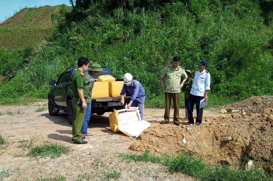 Bị phạt 20 triệu đồng vì kinh doanh nầm lợn đông lạnh nhập lậu