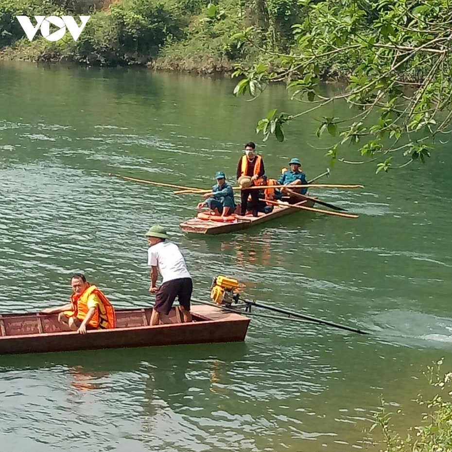 Lật thuyền trên sông Chảy khiến 1 người tử vong thương tâm