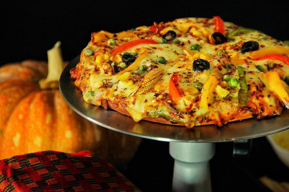 Những chiếc pizza giá chỉ dành cho đại gia "vung tiền"