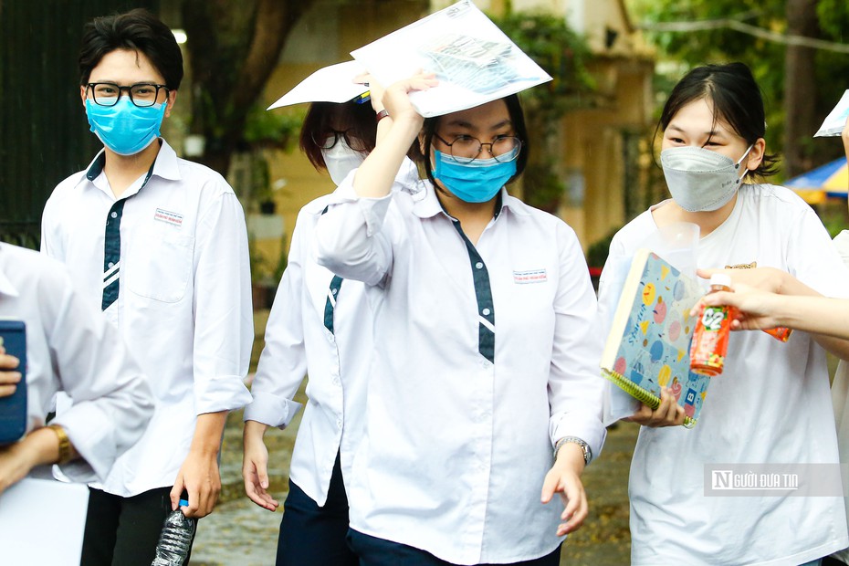 Kỳ thi tốt nghiệp THPT 2022: Đề Toán khó, không dễ kiếm điểm cao