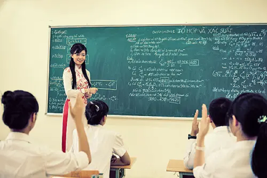 Bản tin 22/10: Thanh Hoá tuyển dụng đặc cách 136 giáo viên THPT