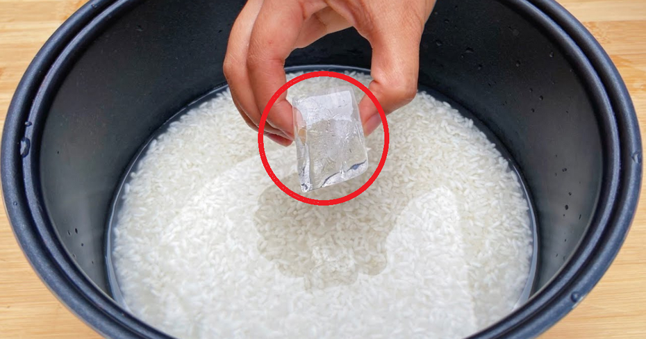 Bỏ 2 viên đá lạnh vào nồi cơm: Ai cũng ngạc nhiên về kết quả