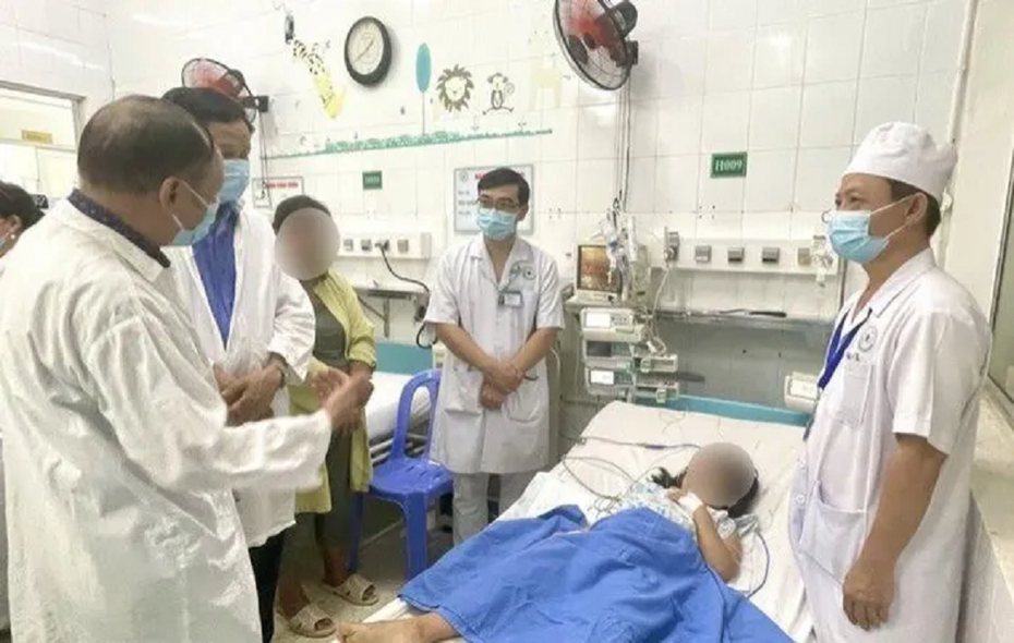 Vụ ngộ độc ở Đồng Nai: Hỗ trợ học sinh ôn tập và thi học kỳ sau khi khỏi bệnh