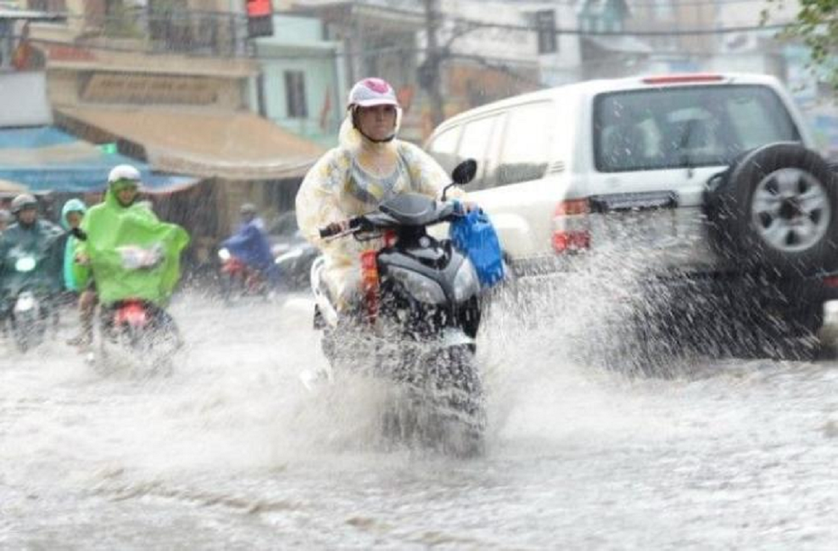 Mưa dông kéo dài, miền Bắc thời tiết mát trời đến khi nào?