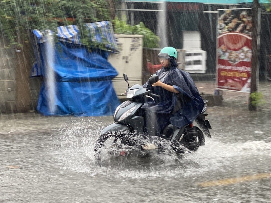 Miền Bắc lại sắp mưa to, sấm động