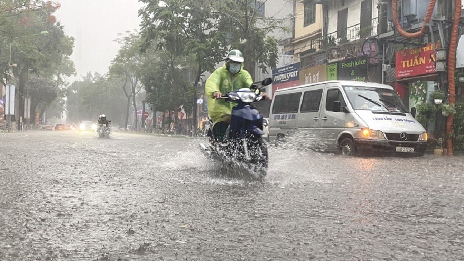 Dự báo thời tiết ngày 28/5/2024: Diễn biến mưa lớn